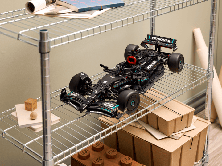 לגו Technic - Mercedes-AMG F1 W14 E Performance (42171)-12