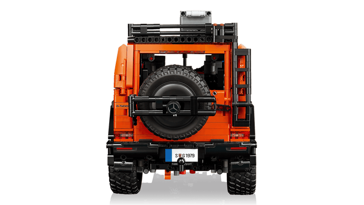 לגו Technic - Mercedes-Benz G 500 PROFESSIONAL Line (42177)-4