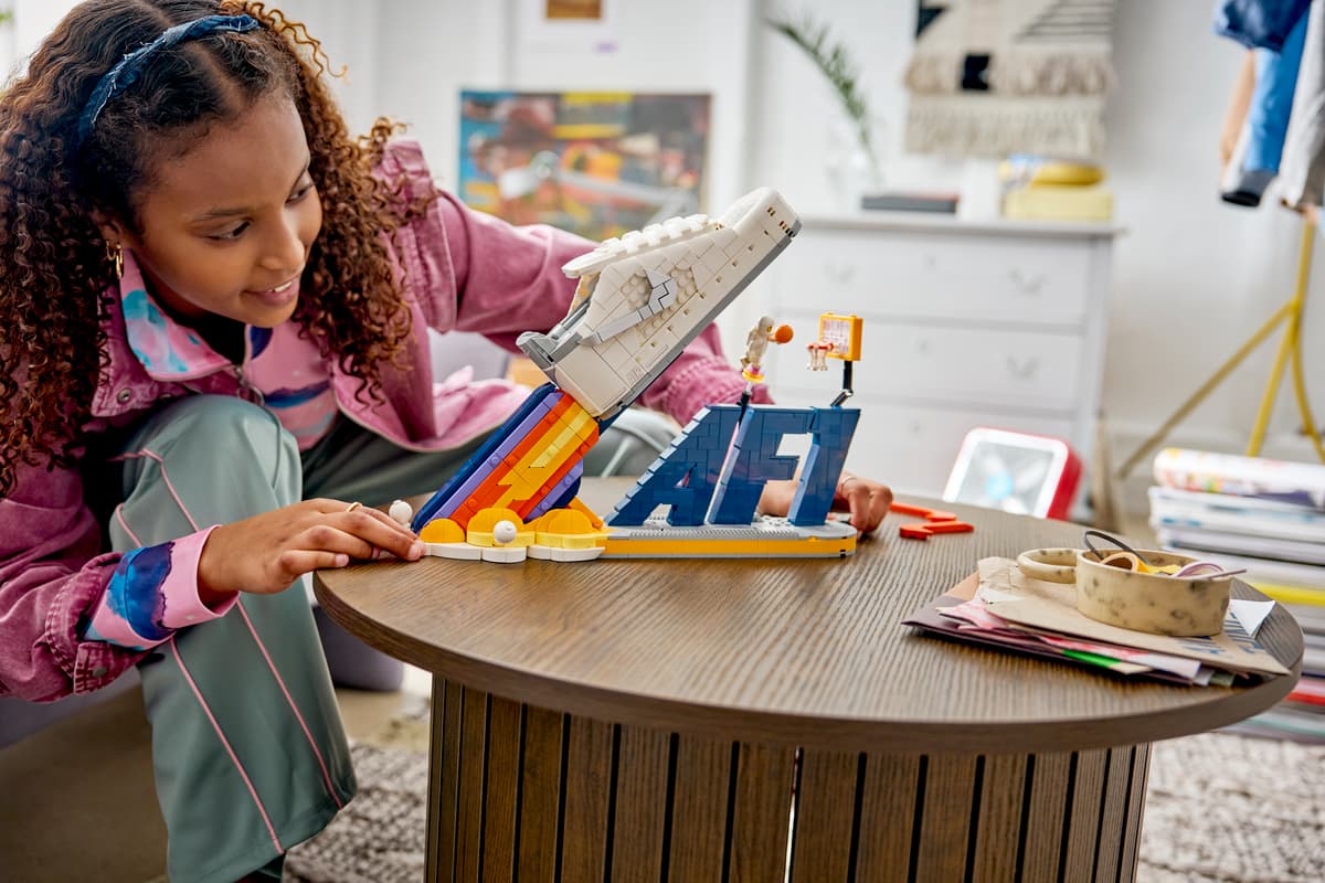 לגו Editions  - ®Nike Air Force 1 x LEGO (43026)-10