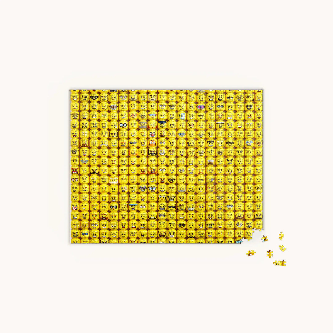 לגו פאזל 1000 חלקים - Minifigure Faces-2