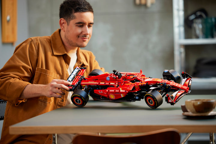 לגו Technic - מכונית Ferrari SF-24 F1 (42207)-6