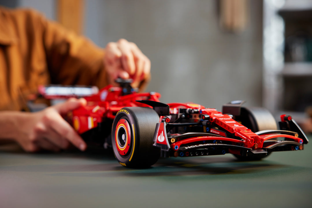 לגו Technic - מכונית Ferrari SF-24 F1 (42207)-7