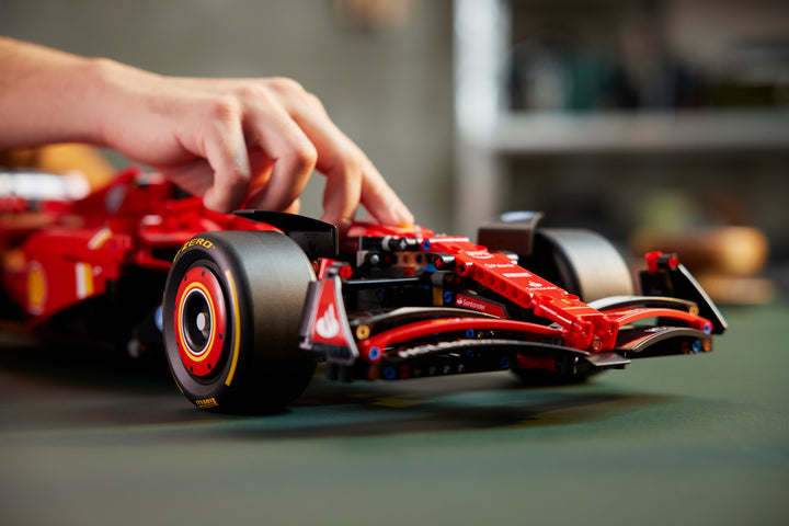 לגו Technic - מכונית Ferrari SF-24 F1 (42207)-9