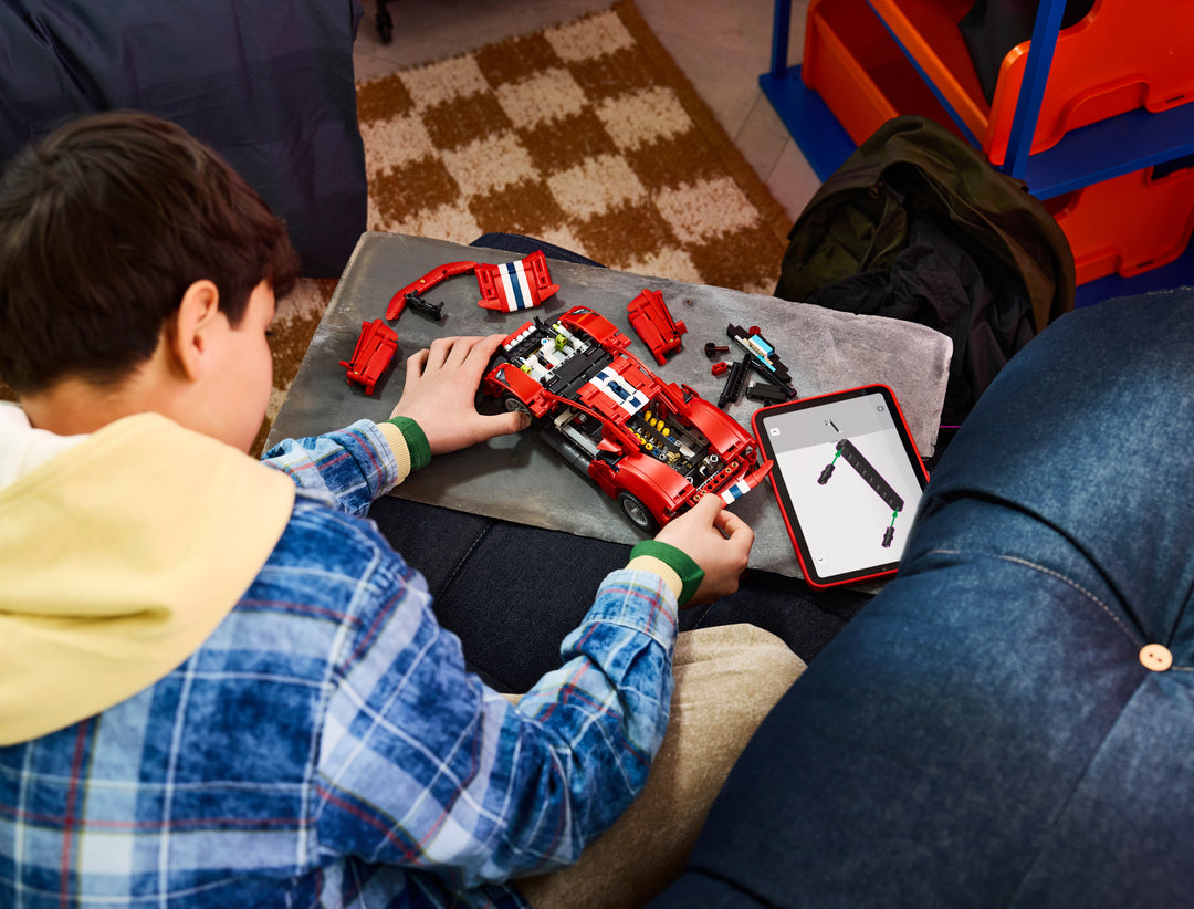 לגו Technic - מכונית Ferrari 488 Pista (42235)-7