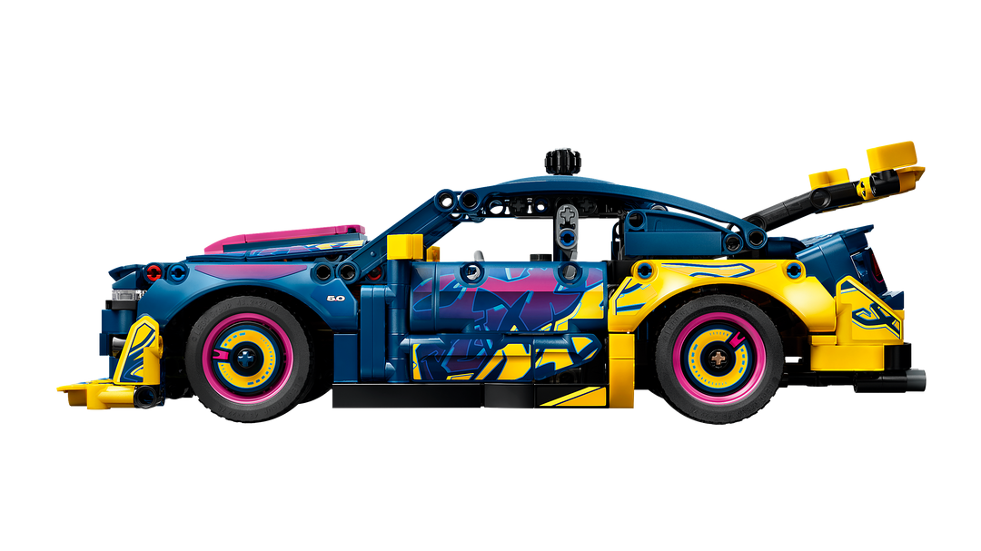 לגו Technic - מוסך תיקונים בהתאמה אישית למכונית Ford Mustang GT (42236)-3
