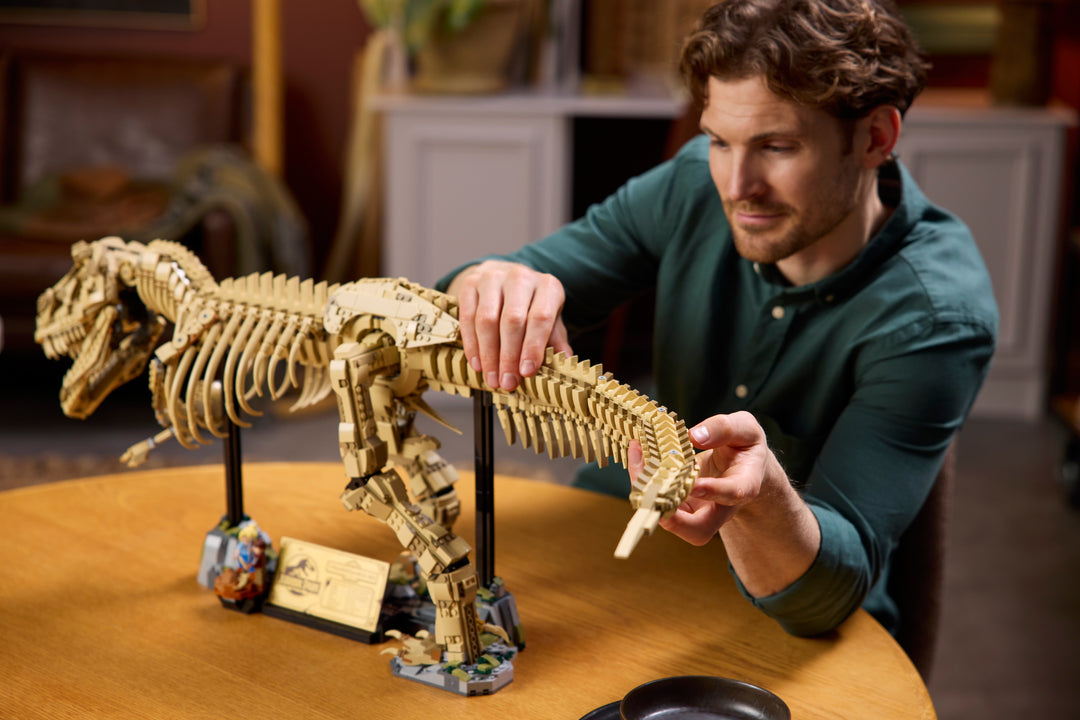 לגו Jurassic World - מאובני דינוזאורים: טירנוזאורוס רקס (76968)-11