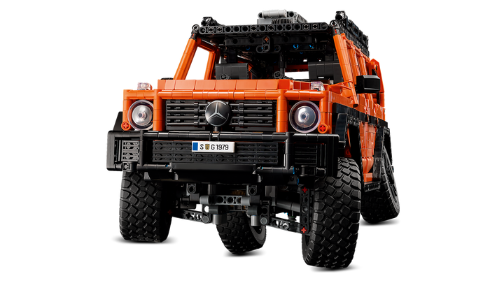 לגו Technic - Mercedes-Benz G 500 PROFESSIONAL Line (42177)-6