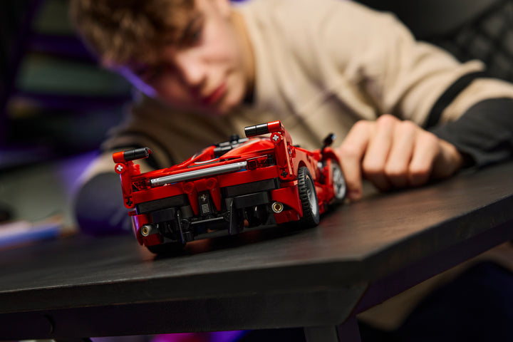 לגו Technic - Ferrari FXX K (42212)-10