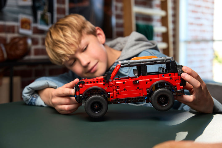 לגו Technic - רכב שטח ®Ford Bronco (42213)-9