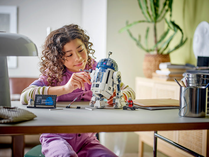 לגו Star Wars™ - R2-D2™ (75379)-6