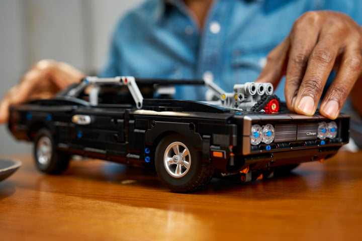 לגו Technic - מכונית Fast and Furious Dodge Charger R/T (42231)-11
