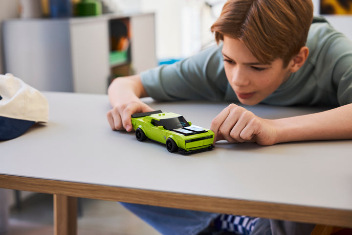 לגו Speed Champions - מכונית ספורט Dodge Challenger SRT Hellcat (77237)-4