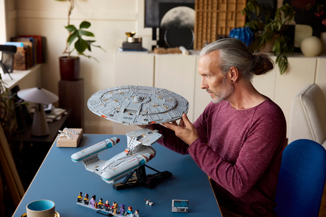 לגו Icons - Star Trek: U.S.S. Enterprise NCC-1701-D™ (10356)-7