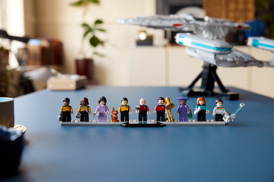 לגו Icons - Star Trek: U.S.S. Enterprise NCC-1701-D™ (10356)-11