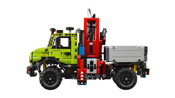 לגו Technic - Mercedes-Benz Unimog U 5023 עם עגורן (42242)-4
