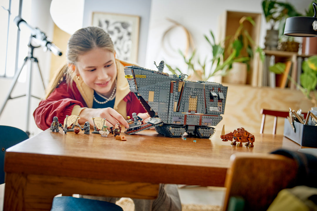 לגו Star Wars™ - זחל חול מהחלל החיצון ומאדהורן (75453)-4