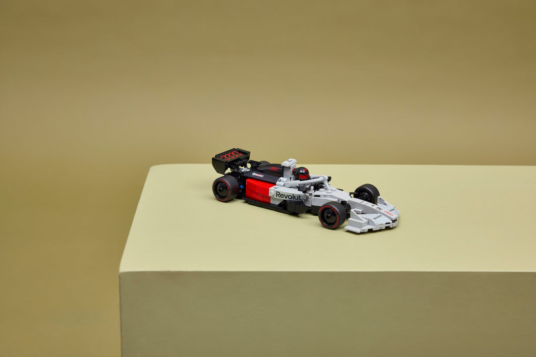 לגו Speed Champions - מכונית מרוץ Audi Revolut F1® Team R26 (77259)-8