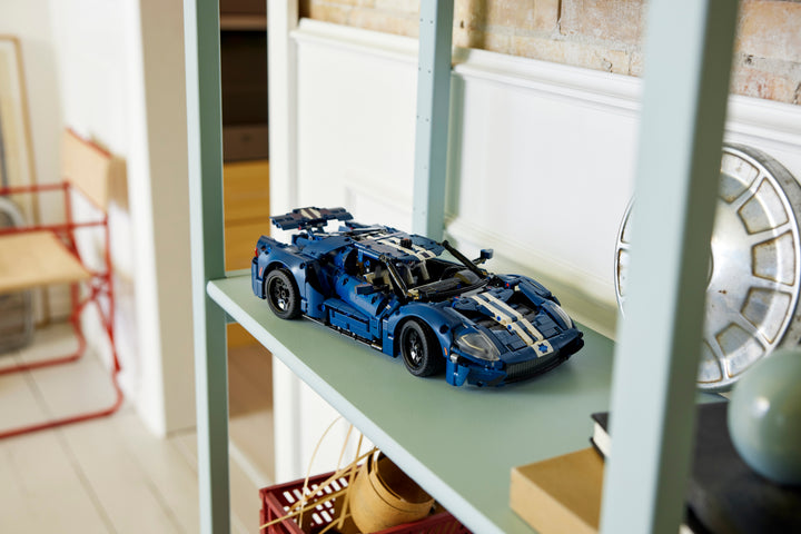 לגו Technic - 2022 Ford GT (42154)-7