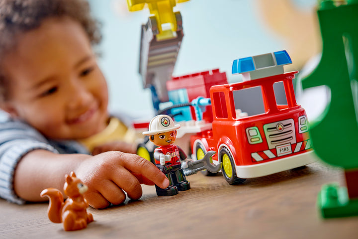 לגו DUPLO® - כבאית עם צינור וכבאי (10473)-5