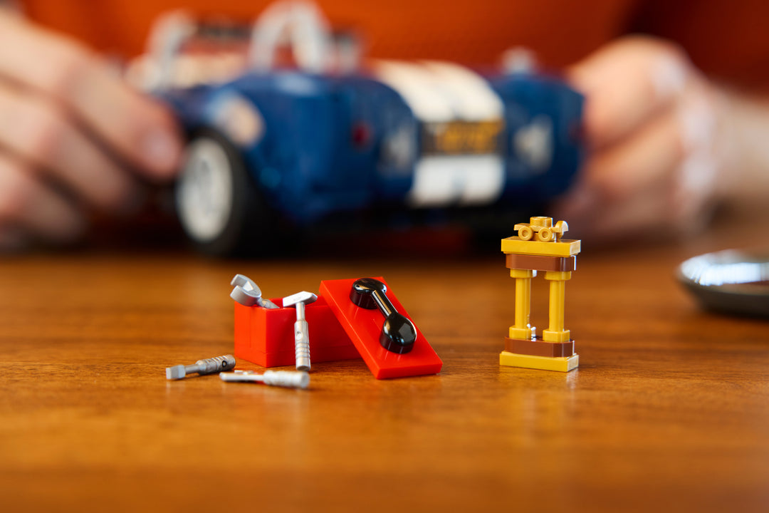 לגו Icons - Shelby Cobra 427 S/C (10357)-10