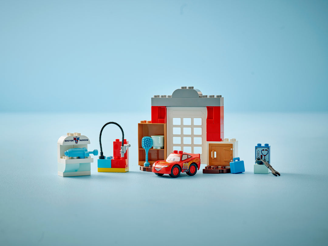 לגו DUPLO® │ Disney - ביקור של מקווין במוסך של דוק (10456)-7