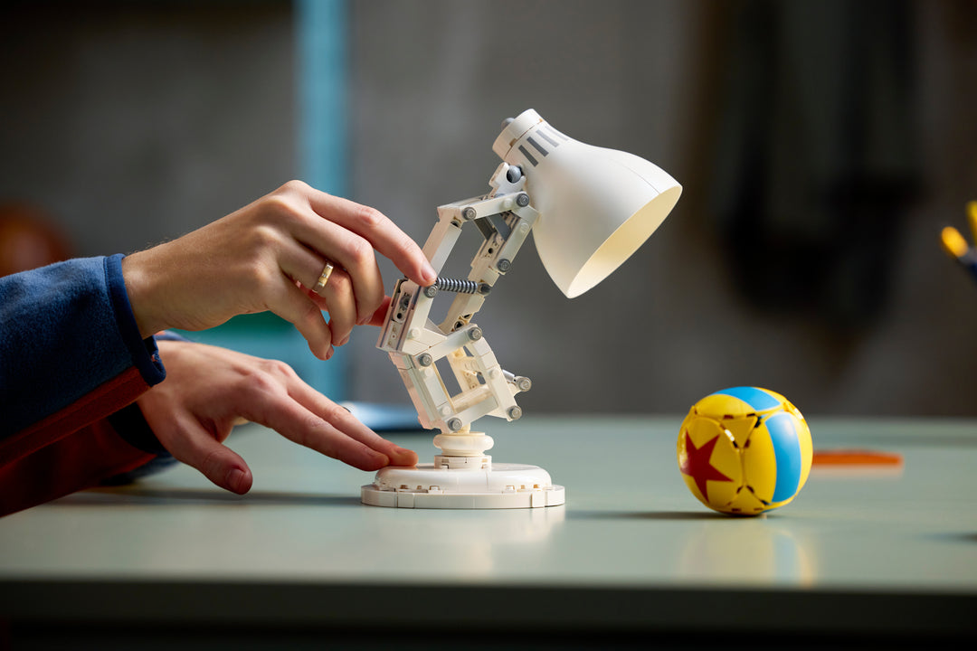 לגו Ideas - Disney Pixar Luxo Jr (21357)-8