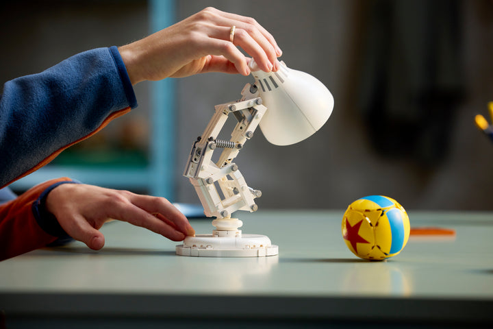 לגו Ideas - Disney Pixar Luxo Jr (21357)-10