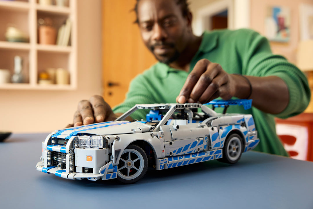 לגו Technic - מכונית 2Fast 2 Furious Nissan Skyline GT-R (R34) (42210)-7