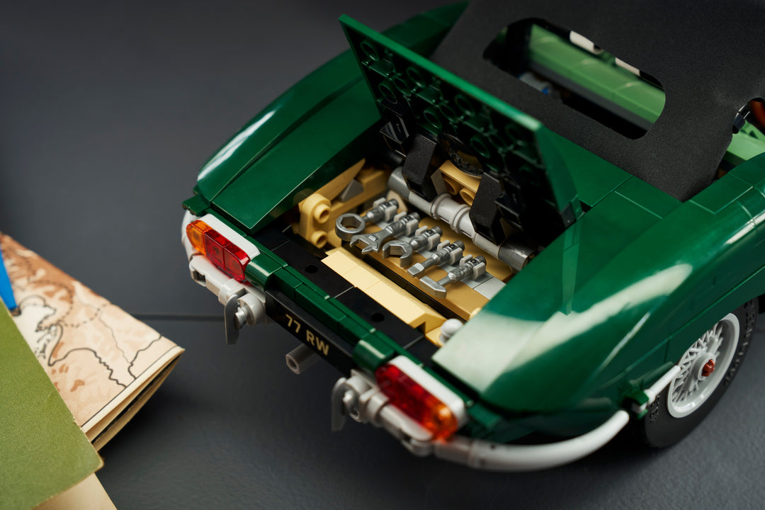 לגו  - Jaguar E-Type (11381)-9
