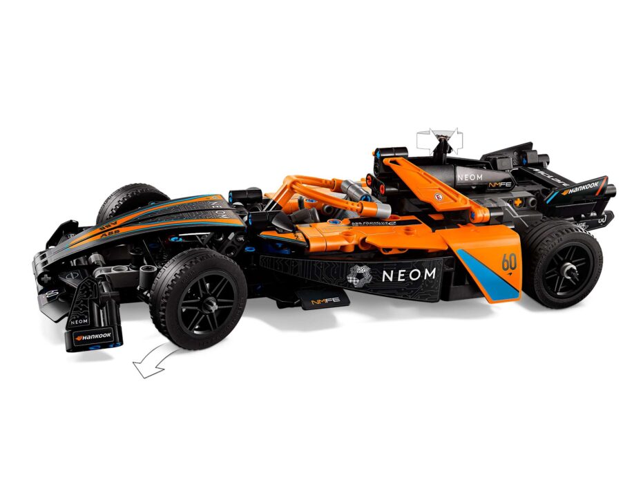 לגו Technic מכונית מרוץ NEOM McLaren Formula E (42169)