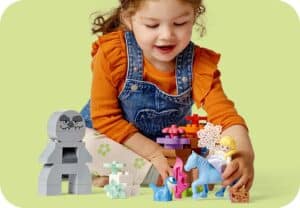 לגו DUPLO אלזה וברוני ביער הקסום (10418)