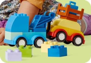 לגו ®DUPLO תיבת לבנים עם מכוניות ומשאיות (10439)