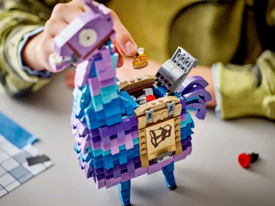 לגו Fortnite Supply Llama (77071)