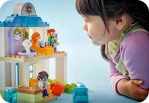 לגו DUPLO – ביקור ראשון אצל הרופאה (10449)